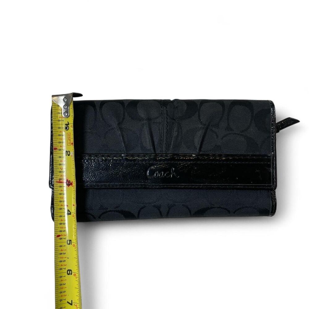 Cool black 2000s coach wallet